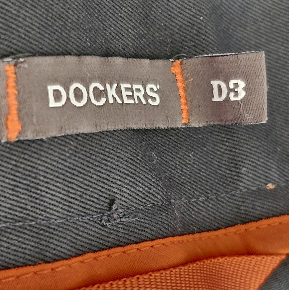 Dockers D3 Men's Pants, EUC, Size 50 - Picture 5 of 6